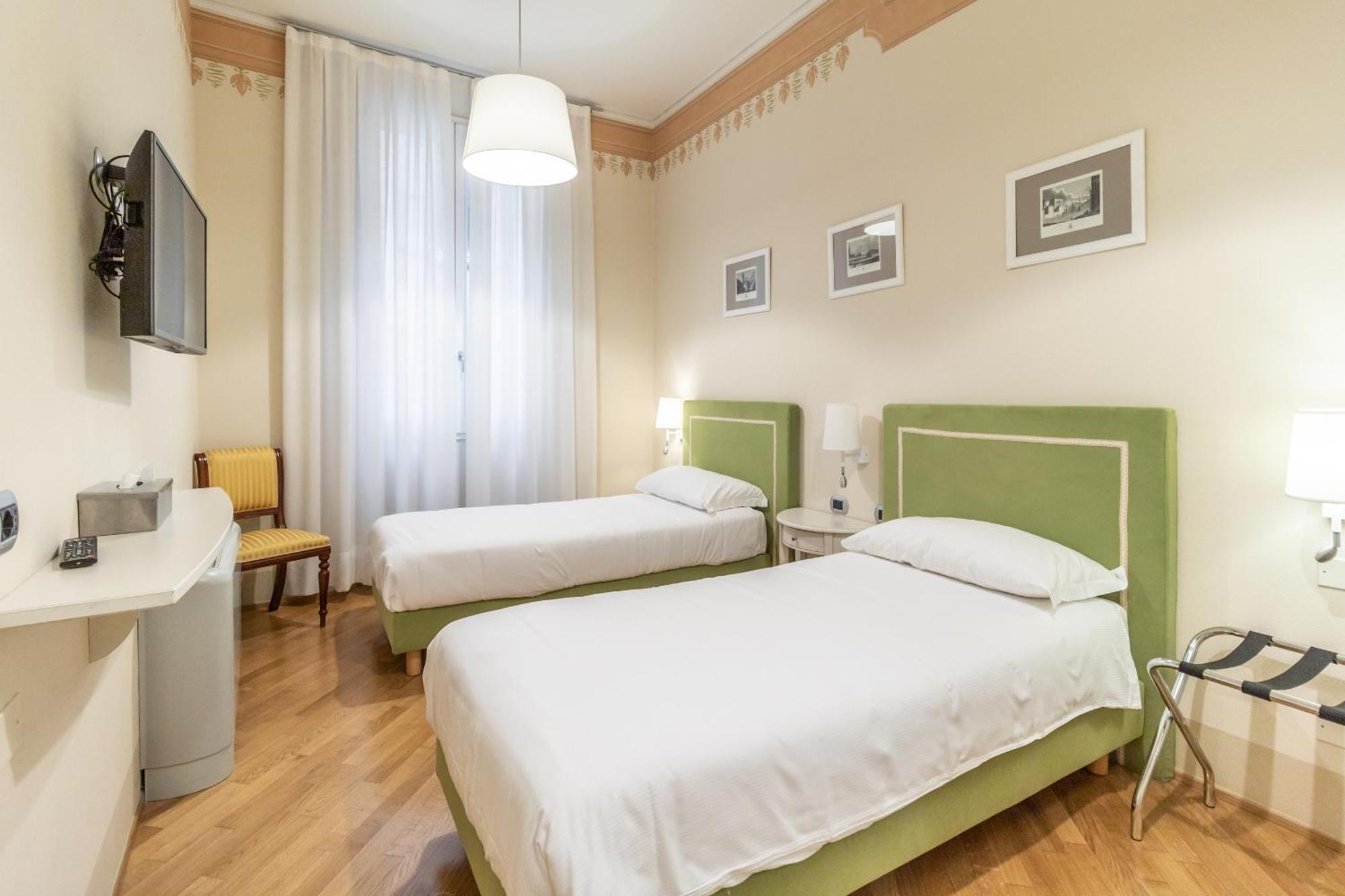 Casa Isolani Luxury Rooms Piazza Maggiore 1 โบโลญญา ภายนอก รูปภาพ