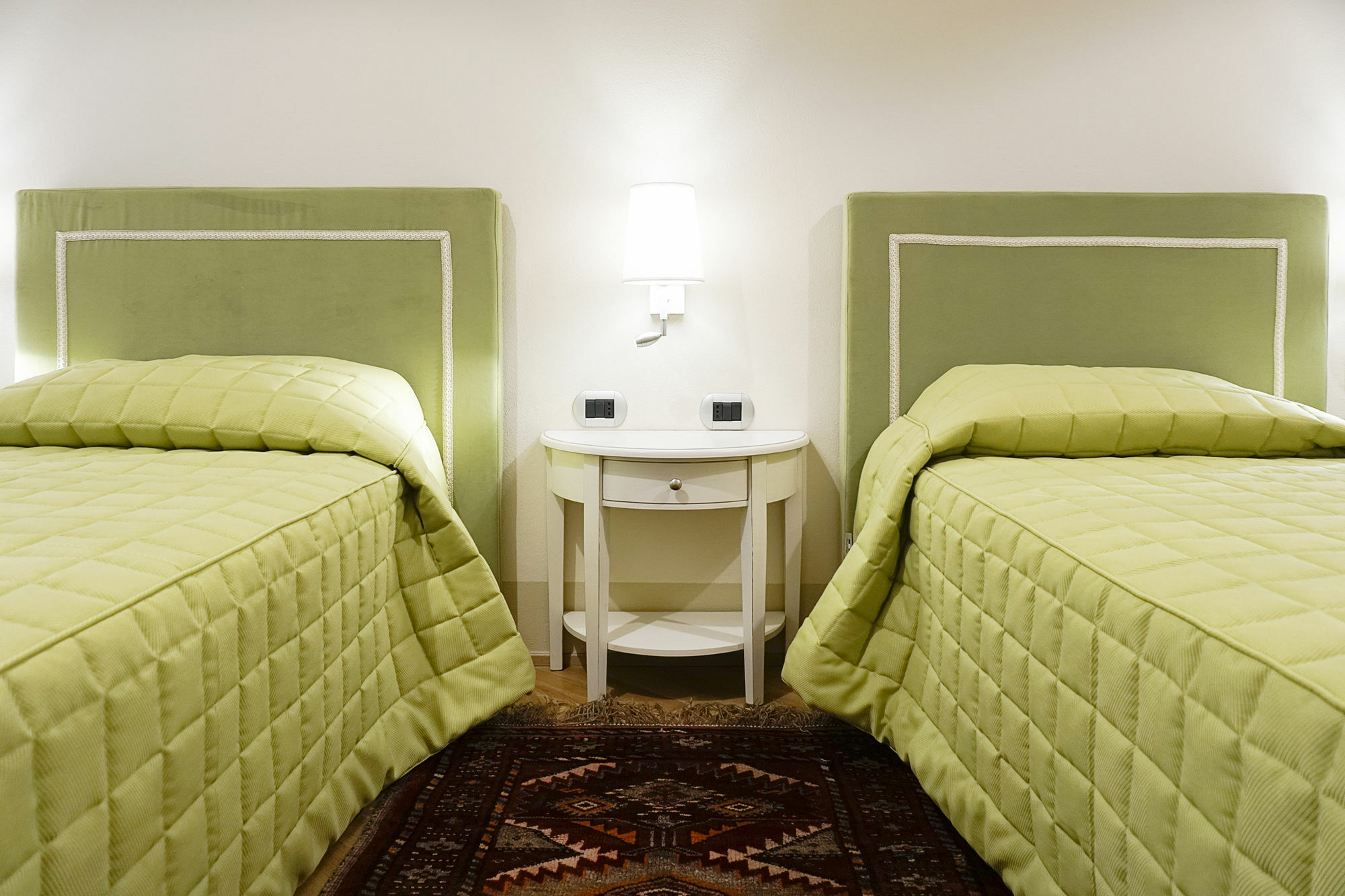 Casa Isolani Luxury Rooms Piazza Maggiore 1 โบโลญญา ภายนอก รูปภาพ