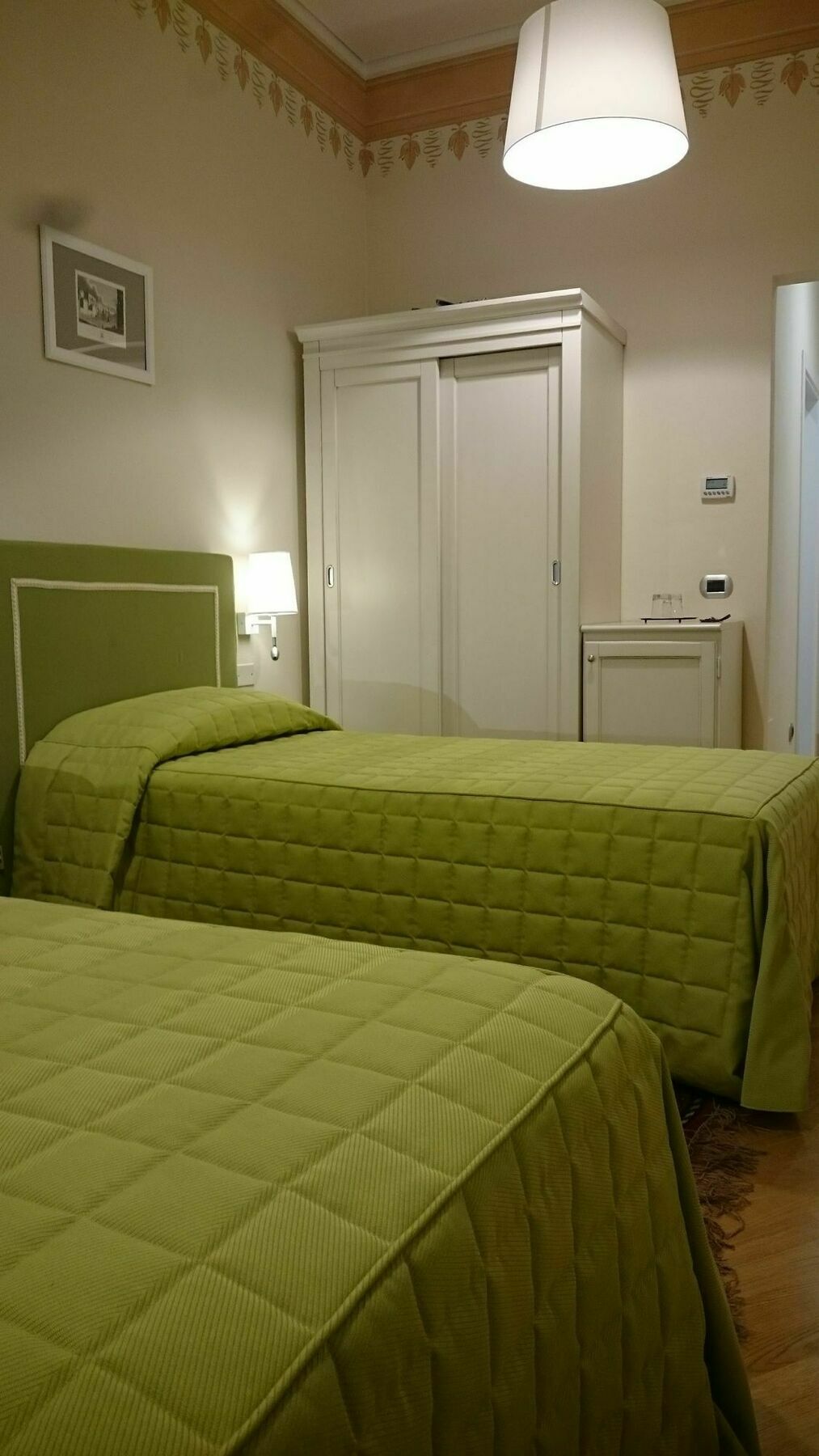 Casa Isolani Luxury Rooms Piazza Maggiore 1 โบโลญญา ภายนอก รูปภาพ