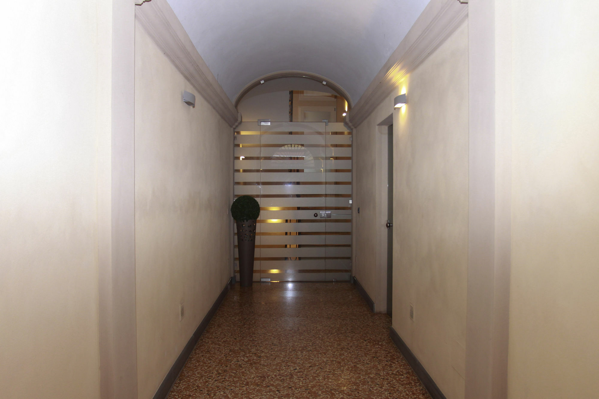 Casa Isolani Luxury Rooms Piazza Maggiore 1 โบโลญญา ภายนอก รูปภาพ